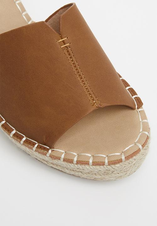 Miss Black - Letaba wedge heel - tan