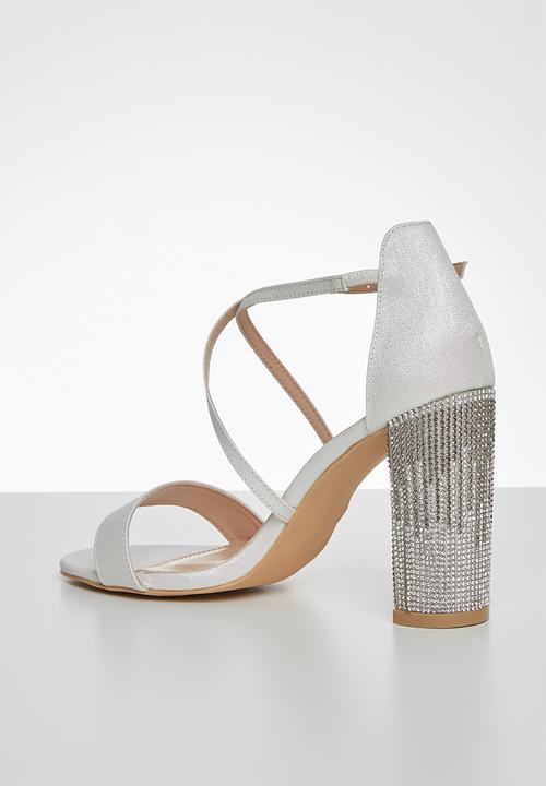 Miss Black - Zama 2 block heel - white