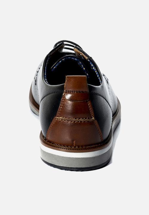 Steve Madden - M-hamish - black