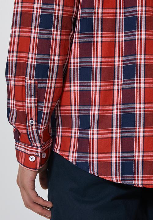 Superbalist - Barber regular fit long sleeve shirt - red & navy 