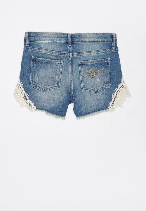 GUESS - Teens mid wash crochet cut-off short - blue