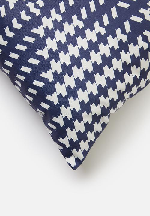 Sixth Floor - Gingham printed cushion cover - navy