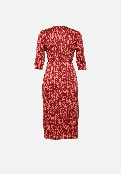 Glamorous - Petite 3/4 sleeve wrap midi - burgundy