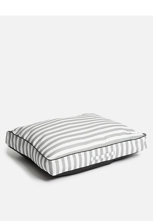 Sixth Floor - Pippin bed - grey & white stripe