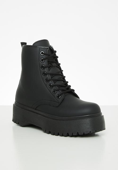 Superbalist - Stassi lace-up boot - black