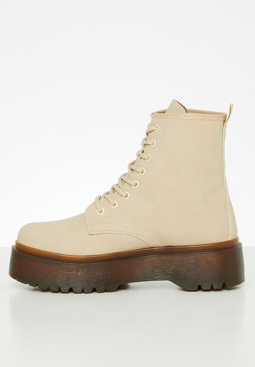 Superbalist - Stassi lace-up boot - neutral