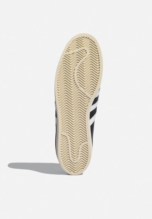 adidas Originals - Superstar Premium Leather - core black / crystal white