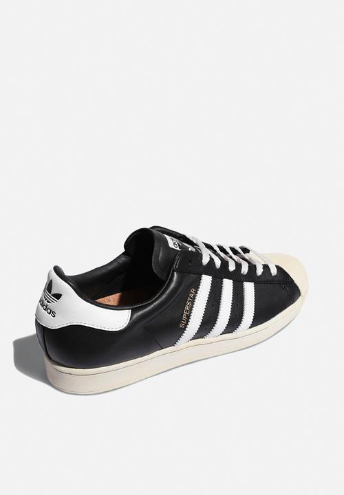adidas Originals - Superstar Premium Leather - core black / crystal white