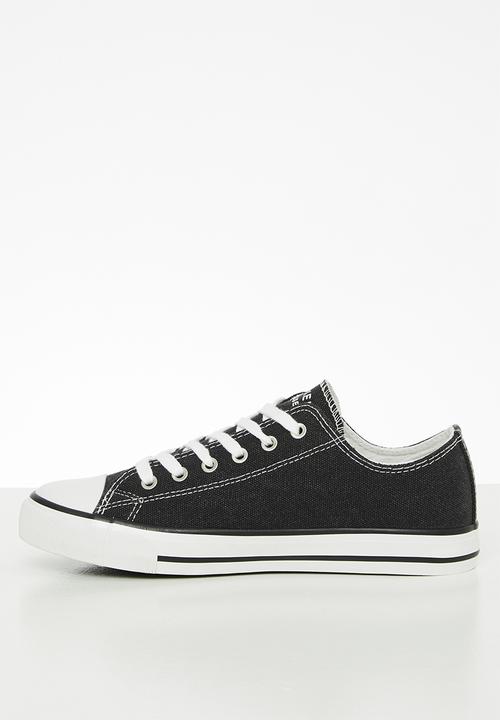 Cotton On - Mickey jodi low rise - lcn dis black washed mickey