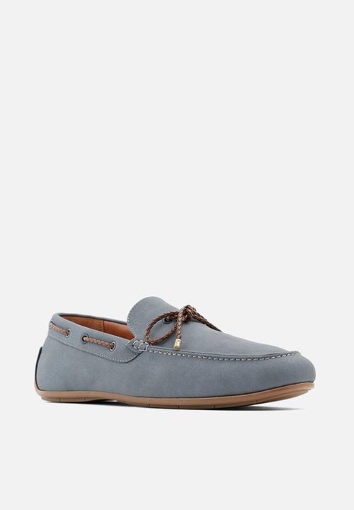 Call It Spring - Yinuo - blue