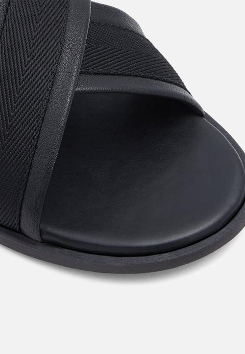Call It Spring - Laumann - black