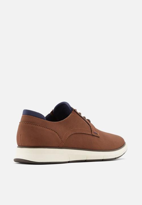 Call It Spring - Ocoari - cognac