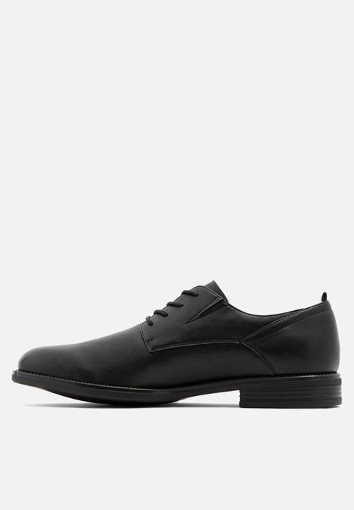 Call It Spring - Sinddani - black