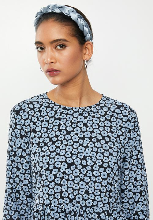 Glamorous - Foral tiered midi dress - dusty blue