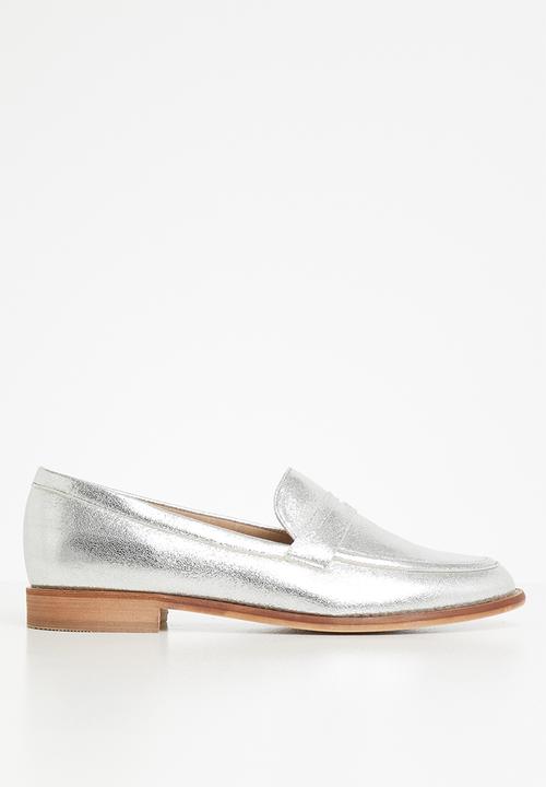 superbalist loafers