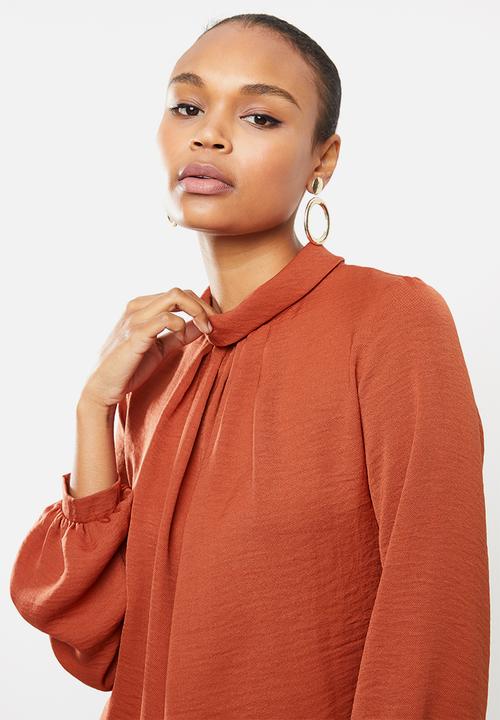 edit - Rolled neck blouse - rust