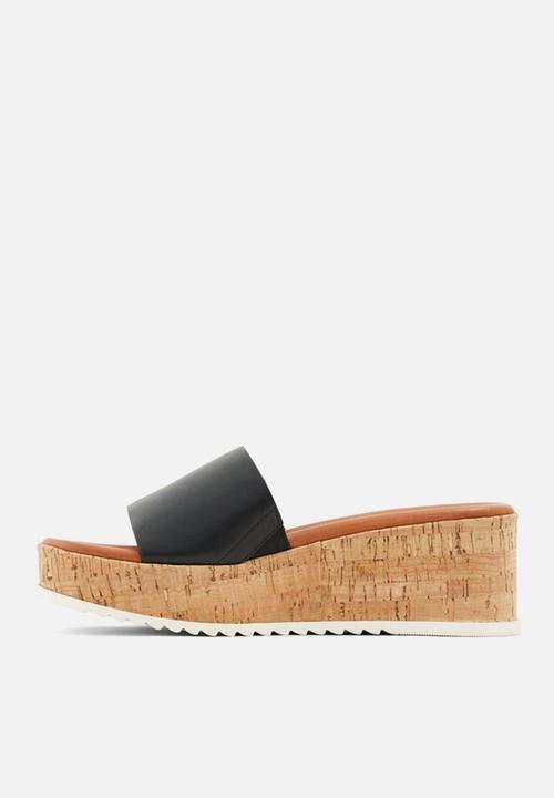Call It Spring - Aylinn wedge - black