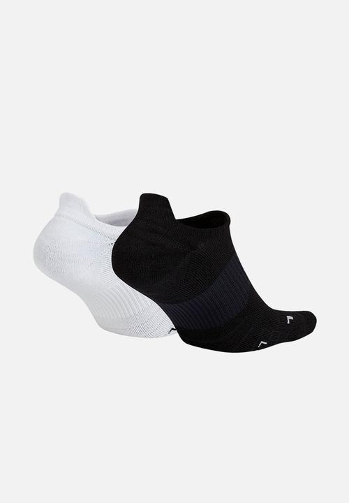 Nike - Nike multiplier no show socks - black & white