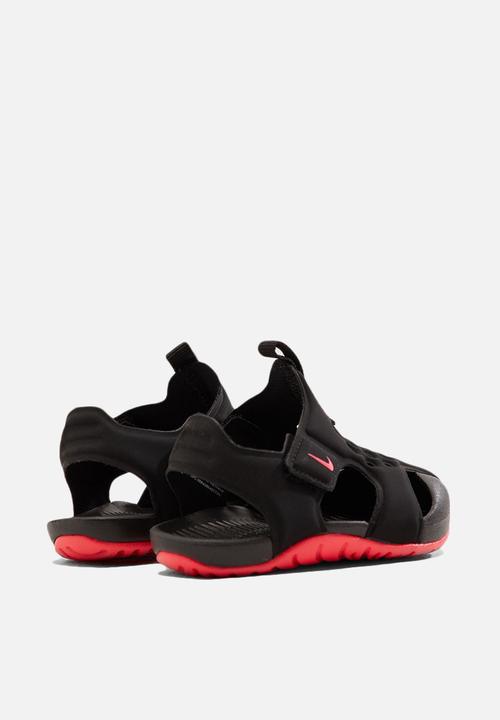 Nike - Nike sunray protect sandal - black & pink