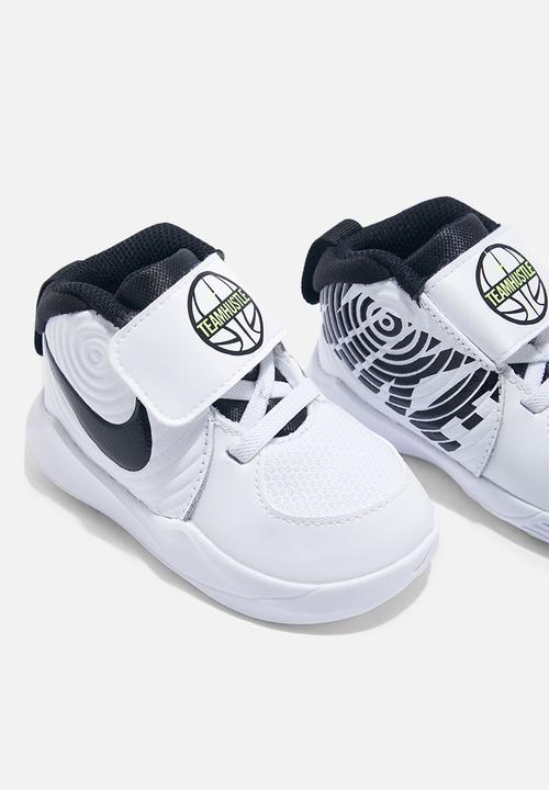 Nike - Nike team hustle d 9 - white/black-volt