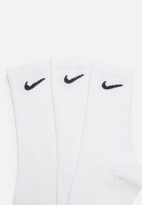 Nike - Everyday lightweight socks - white