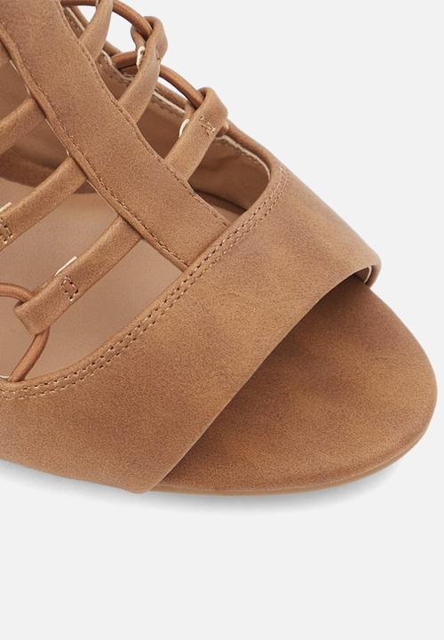 Call It Spring - Paigee heel - brown
