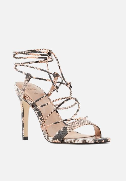 Call It Spring - Tinanova heel - orange & black 