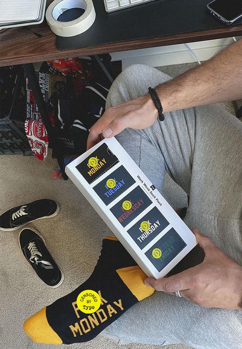 Typo - Days of the week!! box socks  - black