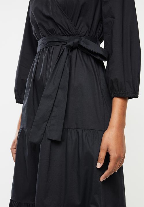 MILLA - Poplin tiered midi dress - black