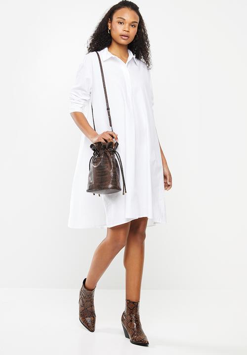 Jacqueline de Yong - Long sleeve shirt dress denim - white