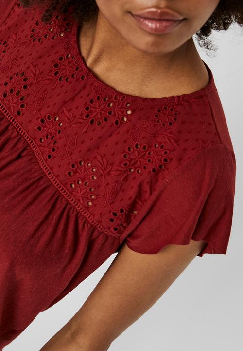 Vero Moda - Brielle cap sleeve top - red