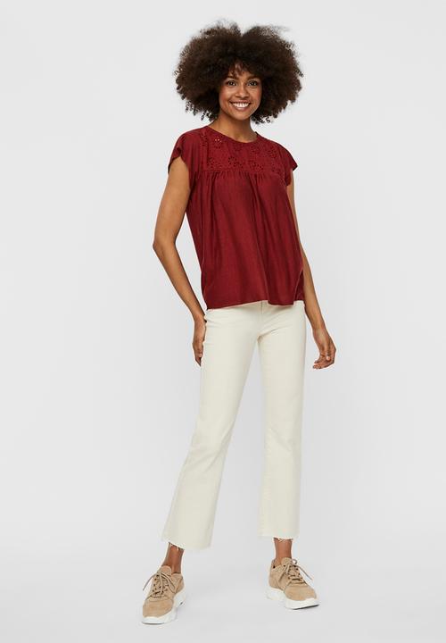 Vero Moda - Brielle cap sleeve top - red