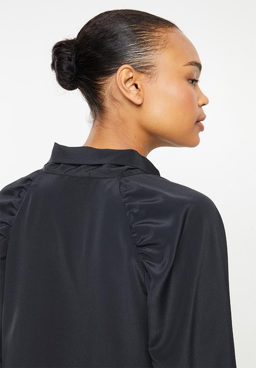 MILLA - Satin kitty bow blouse - black