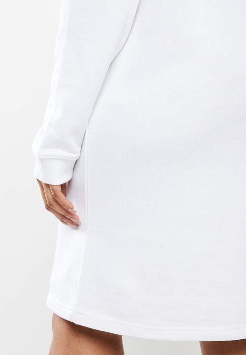 Missguided - Plus size oversized sweater dress - white
