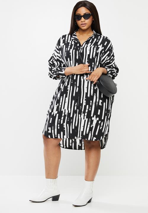 Me&B - Plus size oversized mandarin collar shirtdress - black & white