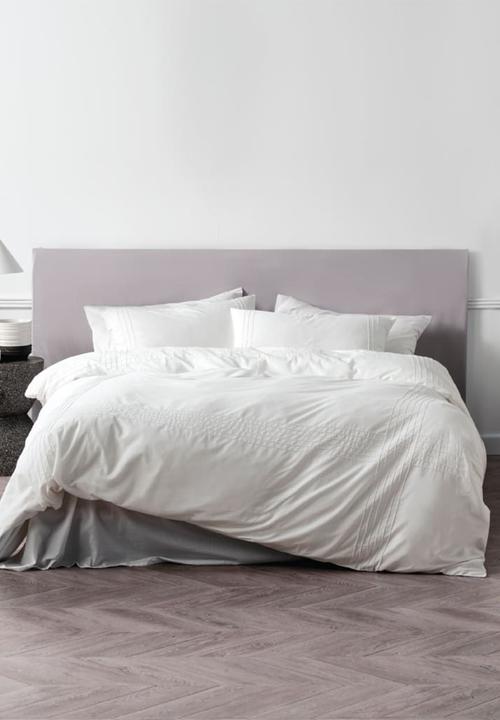 Linen House - Mayfair duvet cover set - white