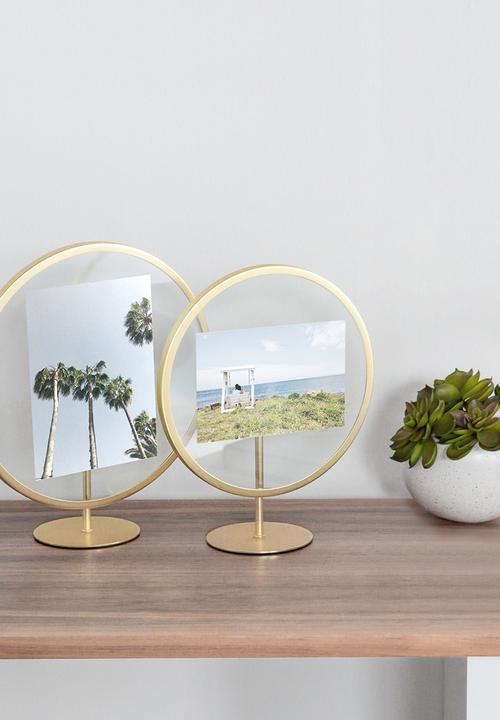 Umbra - Infinity photo display - matte brass