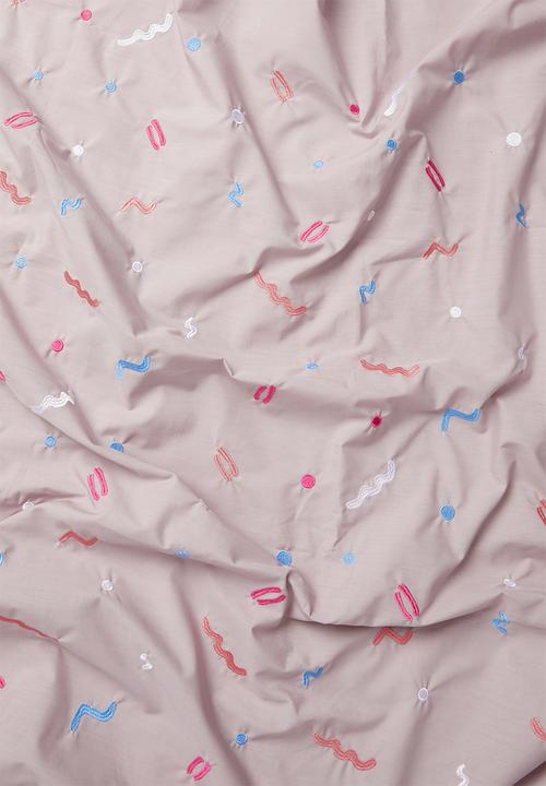 Sheraton Textiles - Candy pop embroidered duvet cover set - pink