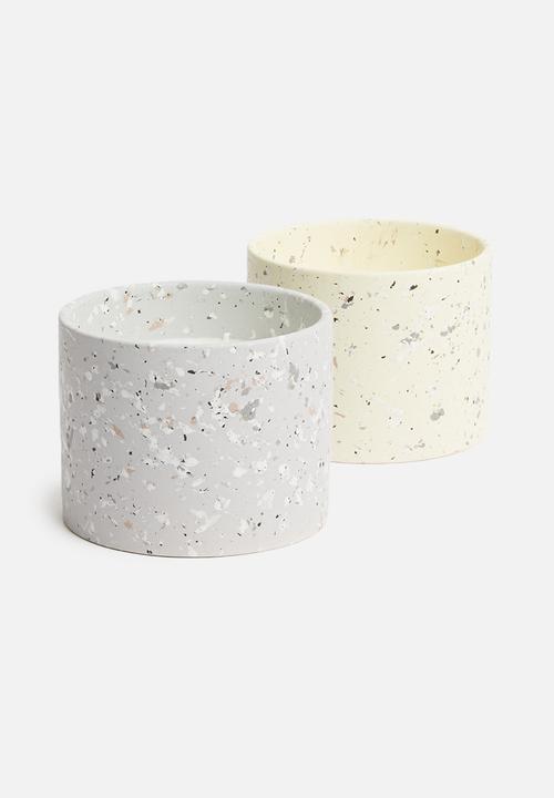 H&S - Terrazzo candle - grey