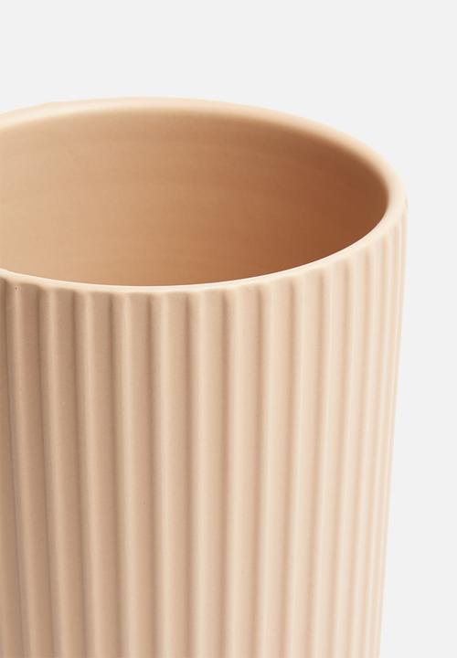 H&S - Ribbed vase - pink