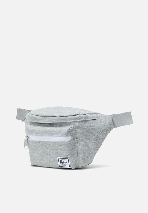 Herschel Supply Co. - Seventeen hippack - grey crosshatch