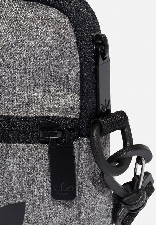 adidas Originals - Mel fest bag - grey & black