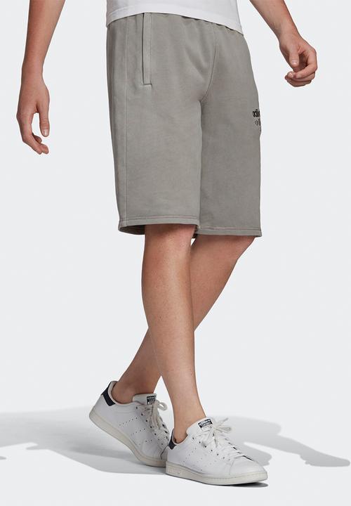 adidas Originals - Overdyed shorts - grey