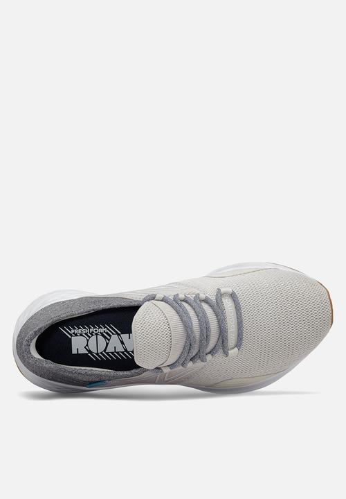 New Balance  - Freshfoamroav - moonbeam 