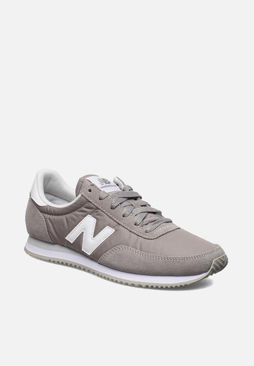 New Balance  - 720 Classic racer - grey/white