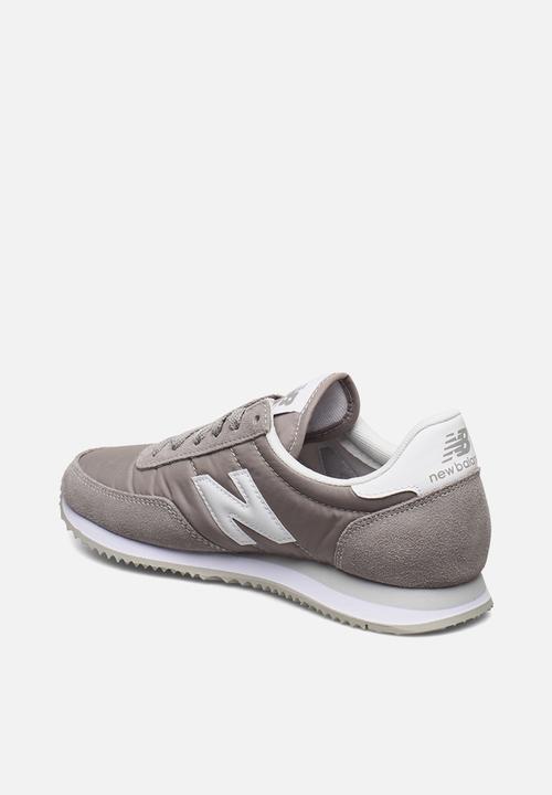 New Balance  - 720 Classic racer - grey/white
