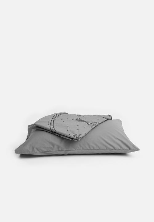 Sheraton Textiles - Night sky embroidered duvet cover set - grey