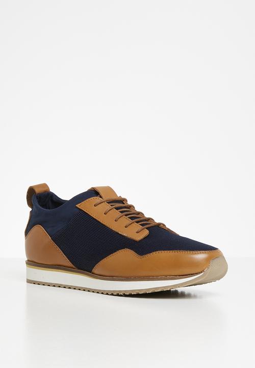 Pringle of Scotland - Xander derby lace up - navy & tan 