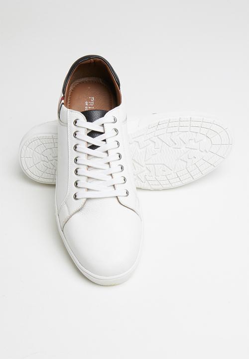Pringle of Scotland - McNeil sneaker - white