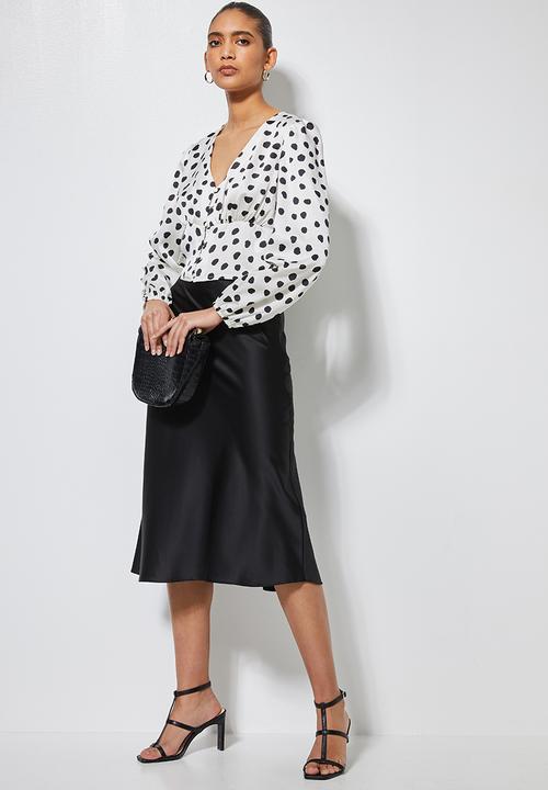 Superbalist - V-neck button down blouse - white
